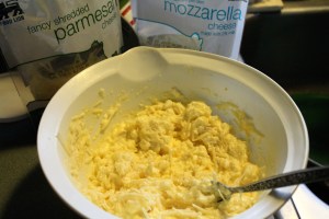 Ricotta cheese mixture.